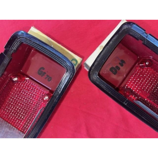 2 cabochons arrière neuf origine Seima Alpine A110 Renault 8 Matra Djet