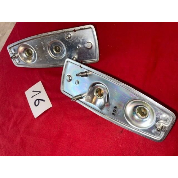 2 socles feux arrière neuf origine Seima Alpine A110 Renault 8 Gordini Matra