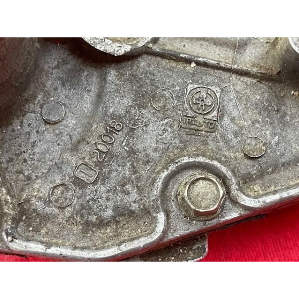 Support de pompe à eau + pompe à eau origine Renault 8 Gordini Alpine A110 1300S