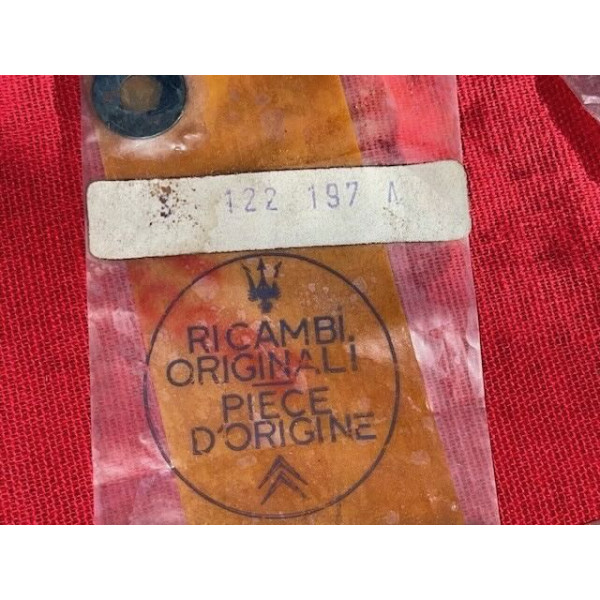 Lot de pièces neuves origine moteur Citroën SM Maserati Merak