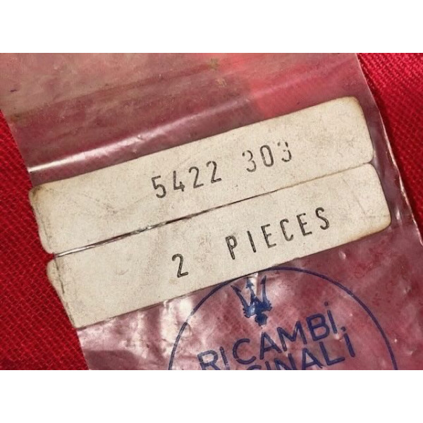 Lot de pièces neuves origine moteur Citroën SM Maserati Merak