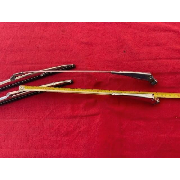 2 essuie glace + bras neuf Renault 8 Gordini Alpine Alpine A110