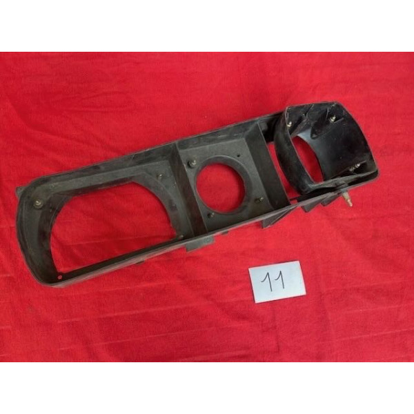 Support de phares droit original Citroën SM Maserati
