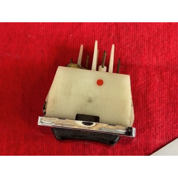 Bouton de lève glace original Citroën SM Maserati état moyen
