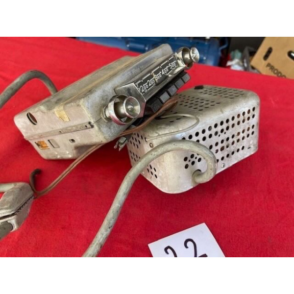 Autoradio d'époque années 60 Citroën ID DS 19 Simca Renault Peugeot 6V ou 12V