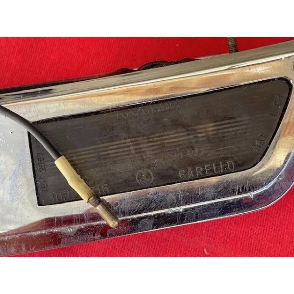 Eclaireur de plaque complet Peugeot 404 coupé cabriolet