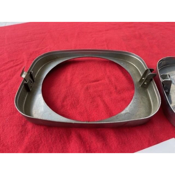 2 encadrements de phares origine Citroën Dyane Acadiane Mehari