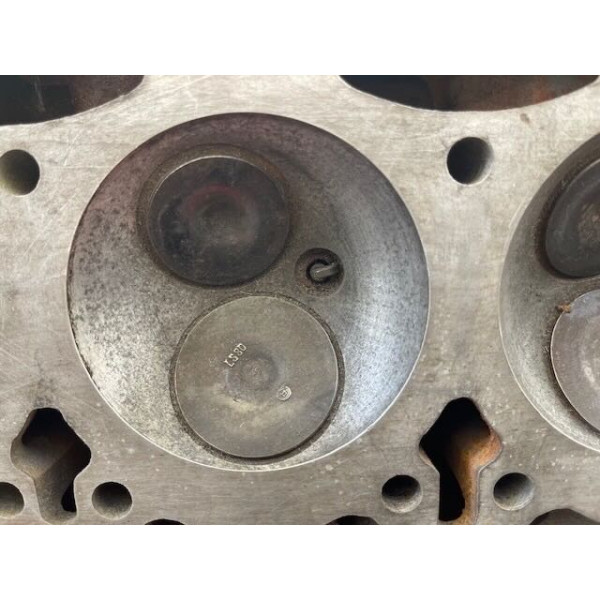 Culasse origine Citroën ID DS 20 21 ou 23 soupapes neuves