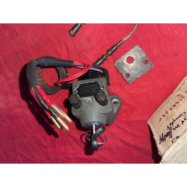Neiman accessoire neuf origine Citroën ID DS 19, 21 pour modèle 1969
