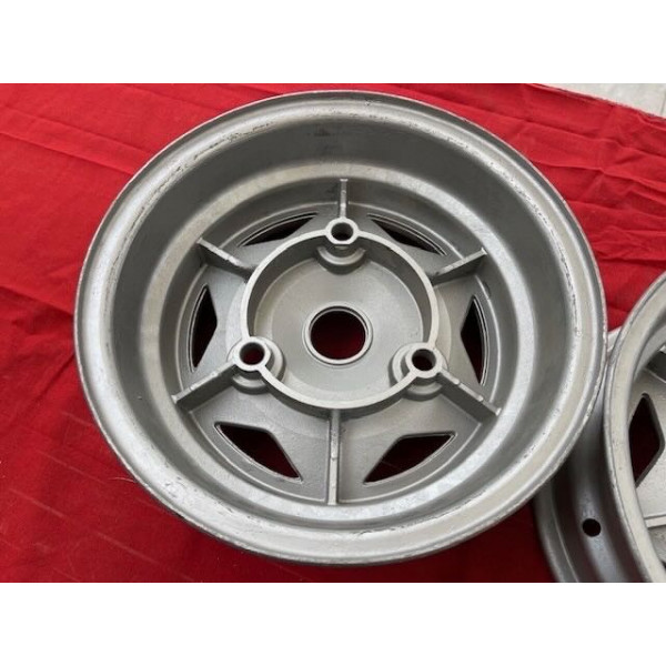 2 jantes alu original style auto 5,5 pouces 3x130 Alpine A110 R8 Gordini