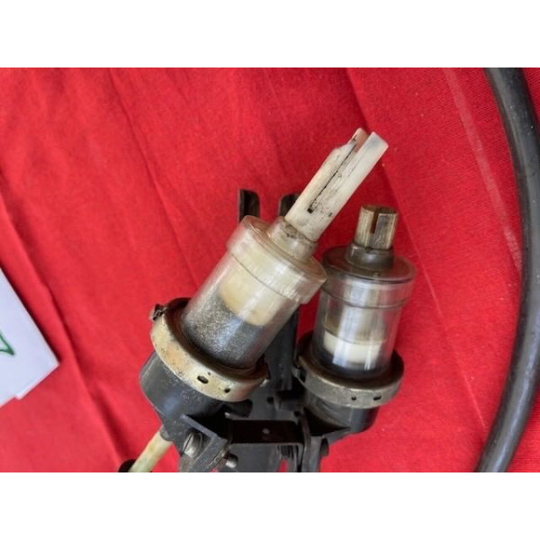 Commande double hydraulique de phares tournant Citroën SM Maserati