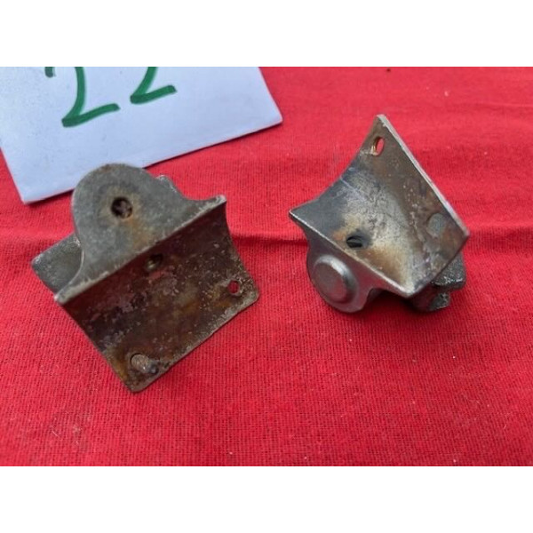 2 supports haut et bas déflecteur air sur porte Citroën Traction AV