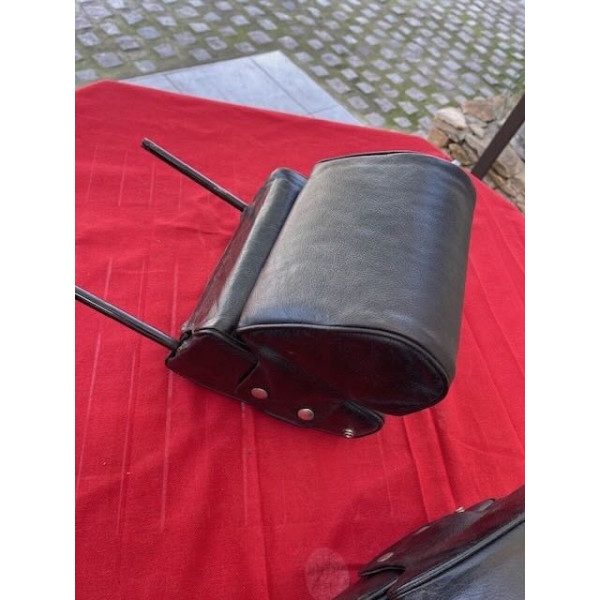 2 appui tête cuir noir original Citroën DS 20 21 ou 23