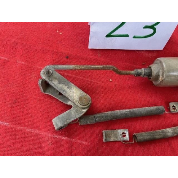 2 récepteurs + leviers de commande phares tournant Citroën SM Maserati