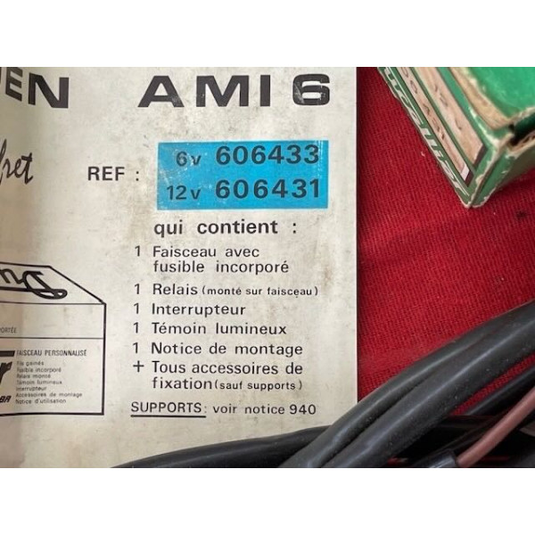 Ensemble coffret neuf origine Ducellier phares additionnel Citroën AMI6