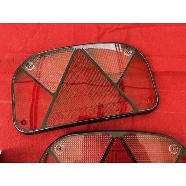 2 cabochons de feux de remorque neuf Multipoint