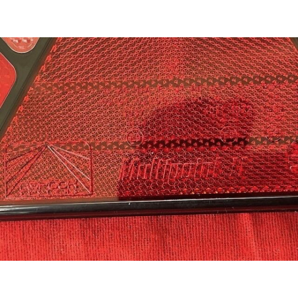 2 cabochons de feux de remorque neuf Multipoint