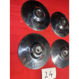 4 enjoliveurs neuf original Citroën Visa 1ère génération