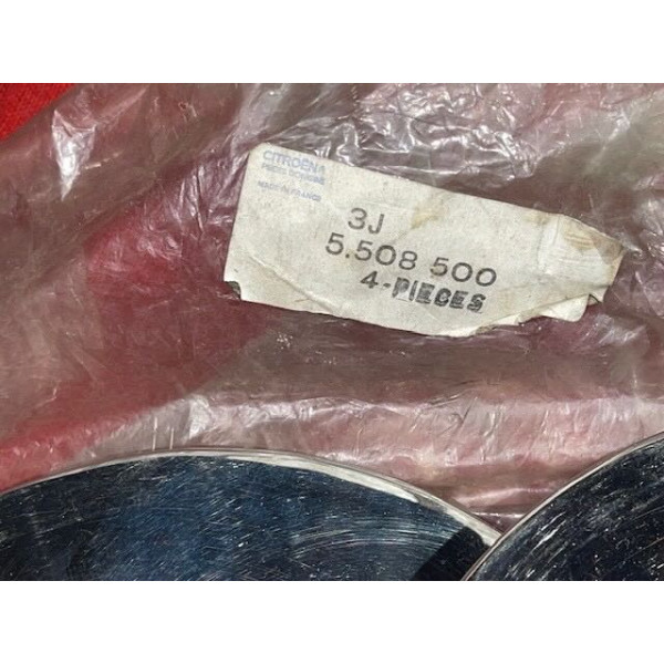 4 enjoliveurs neuf original Citroën Visa 1ère génération