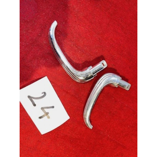 2 poignées de porte neuve Renault Dauphine ou Ondine