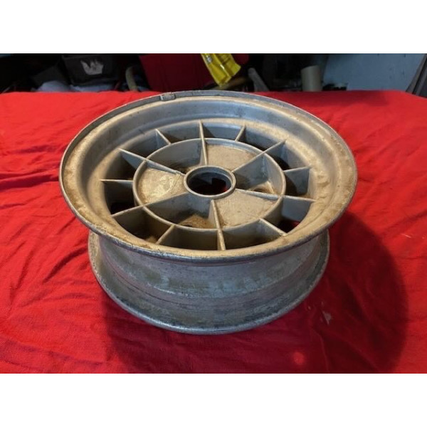 1 jante aluminium Cosmic 4,5x13 pouces Renault 8 Gordini Alpine A110 Matra Djet