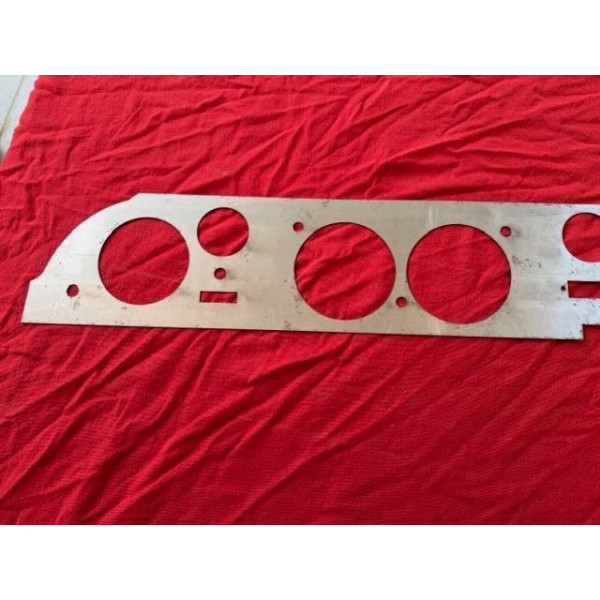 Tôle tableau de bord neuve Renault 8 Gordini