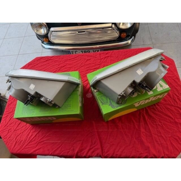 Renault 25 turbo DX V6 turbo jeu de 2 optiques de phares projecteur Valeo neuf