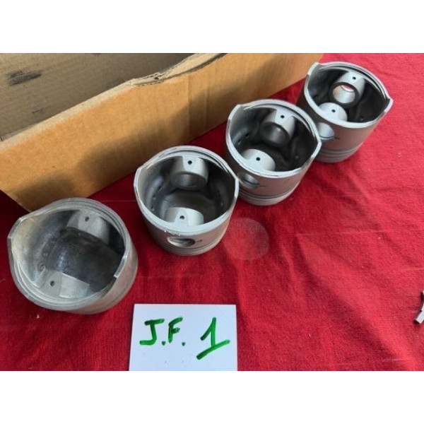 4 pistons 1605 CC Nova Alpine A110 1600 R12 Gordini Lotus Europe monoplace