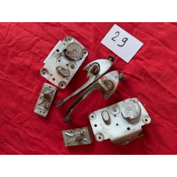 Accastillage de fermeture de portes original Alpine A110