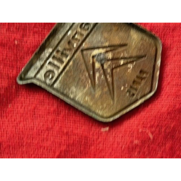 Sigle métal embouti garage Citroën Banville Paris