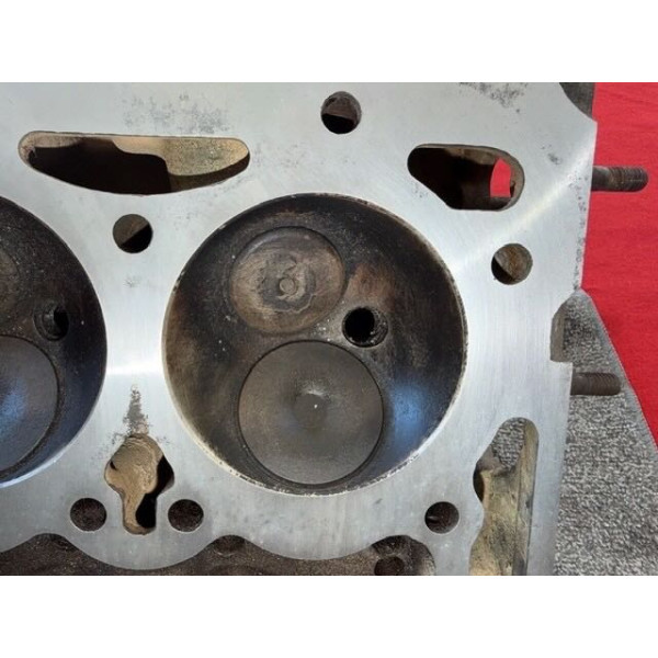 Culasse rectifiée et éprouvée Citroën DS 21 ou 23 injection électronique