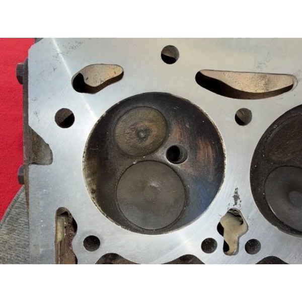 Culasse rectifiée et éprouvée Citroën DS 21 ou 23 injection électronique