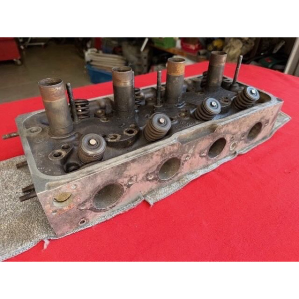 Culasse rectifiée et éprouvée Citroën DS 21 ou 23 injection électronique