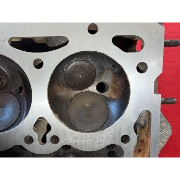 Culasse rectifiée et éprouvée Citroën DS 21 ou 23 injection électronique