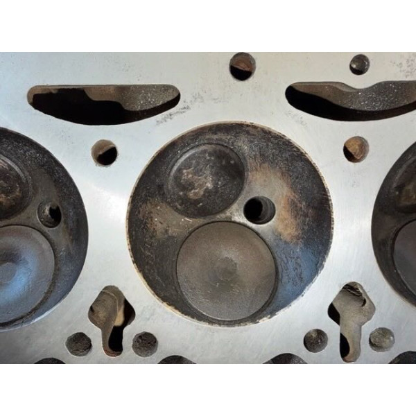 Culasse rectifiée et éprouvée Citroën DS 21 ou 23 injection électronique