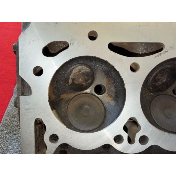 Culasse rectifiée et éprouvée Citroën DS 21 ou 23 injection électronique