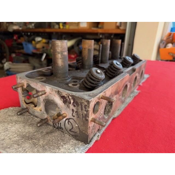 Culasse rectifiée et éprouvée Citroën DS 21 ou 23 injection électronique