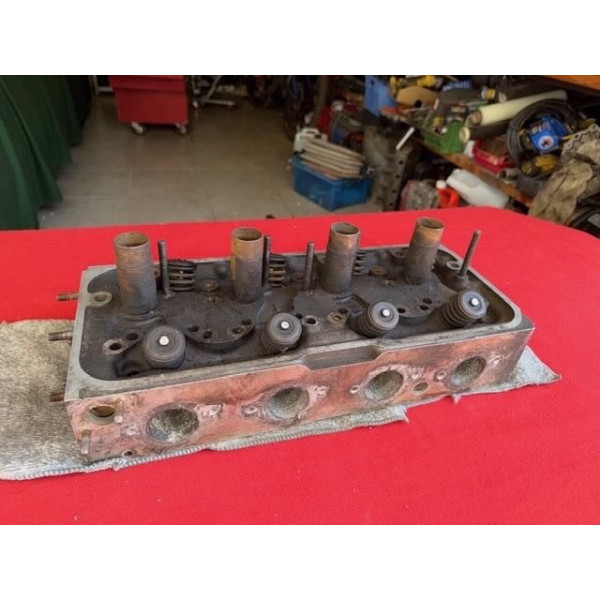 Culasse rectifiée et éprouvée Citroën DS 21 ou 23 injection électronique