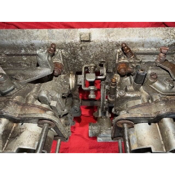 Matra Simca Bagheera 2 carburateurs d'époque Weber 36 DCNFA 49 et 50