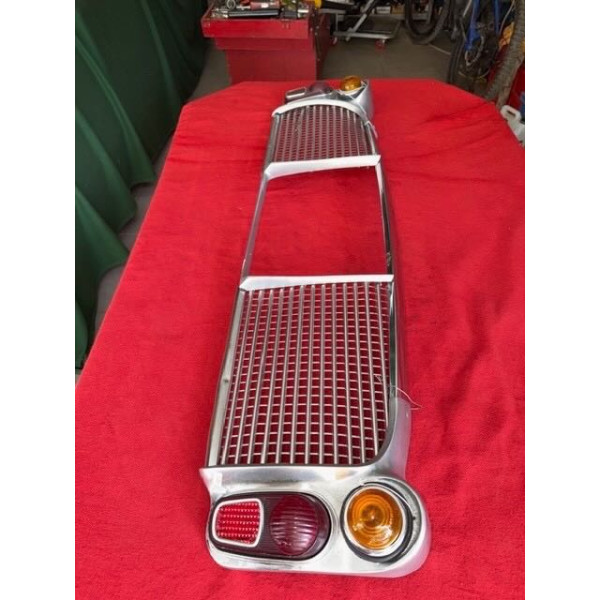 Habillage accessoire Robri arrière Renault Dauphine