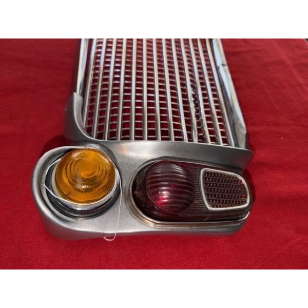 Habillage accessoire Robri arrière Renault Dauphine