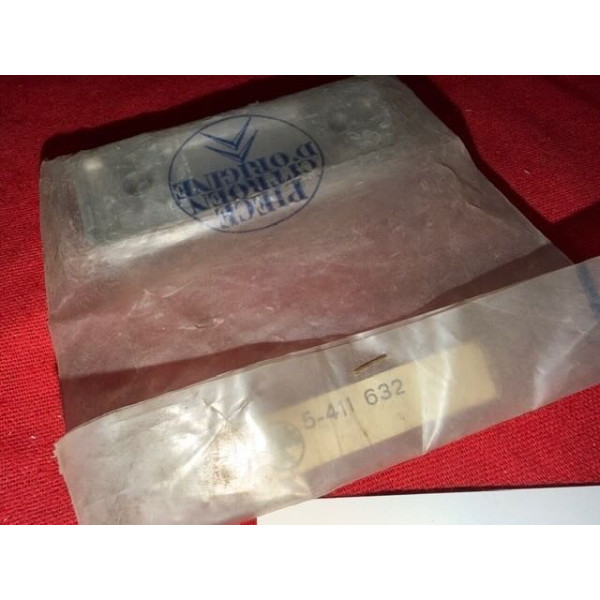 Bride aluminium neuve origine Citroën SM Maserati Merak