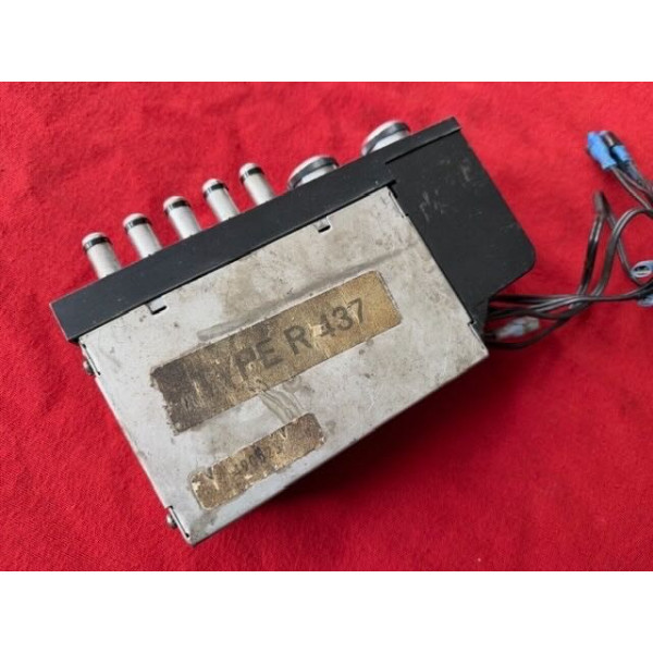 Autoradio origine Continental Edison Citroën SM Maserati à contrôler