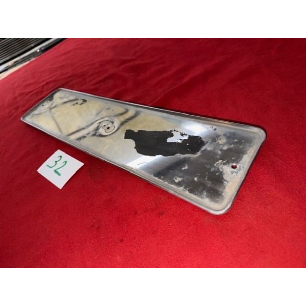Support de plaque immatriculation arrière origine Citroën SM Maserati