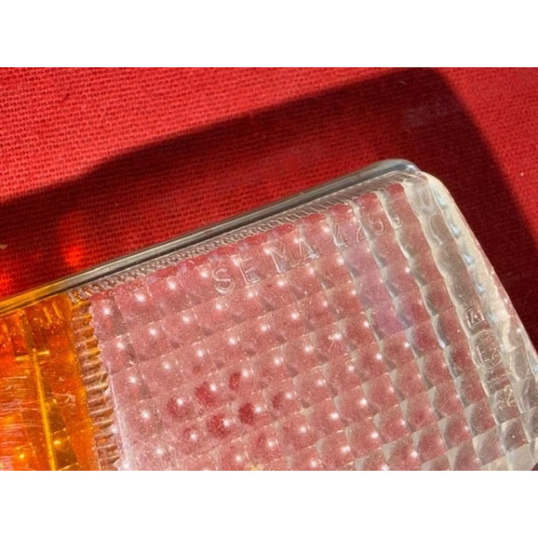 Cabochon de clignotant AVD neuf origine Renault 6