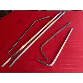 Lot de baguettes encadrement lunette arrière inox Citroën SM Maserati