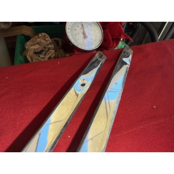 Lot de baguettes encadrement lunette arrière inox Citroën SM Maserati
