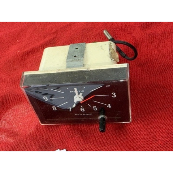 Montre de tableau de bord Kienzle original Peugeot 504 coupé cabriolet 505 GTI