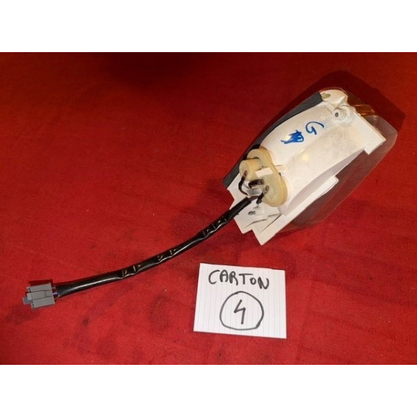 Clignotant veilleuse AVG neuf Peugeot 305 série 1