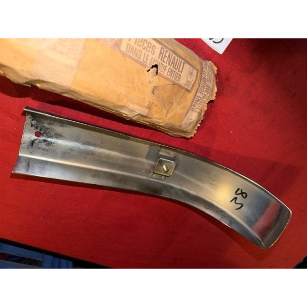 Coin de pare choc neuf original Renault 8 Major